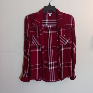 Guess button down top